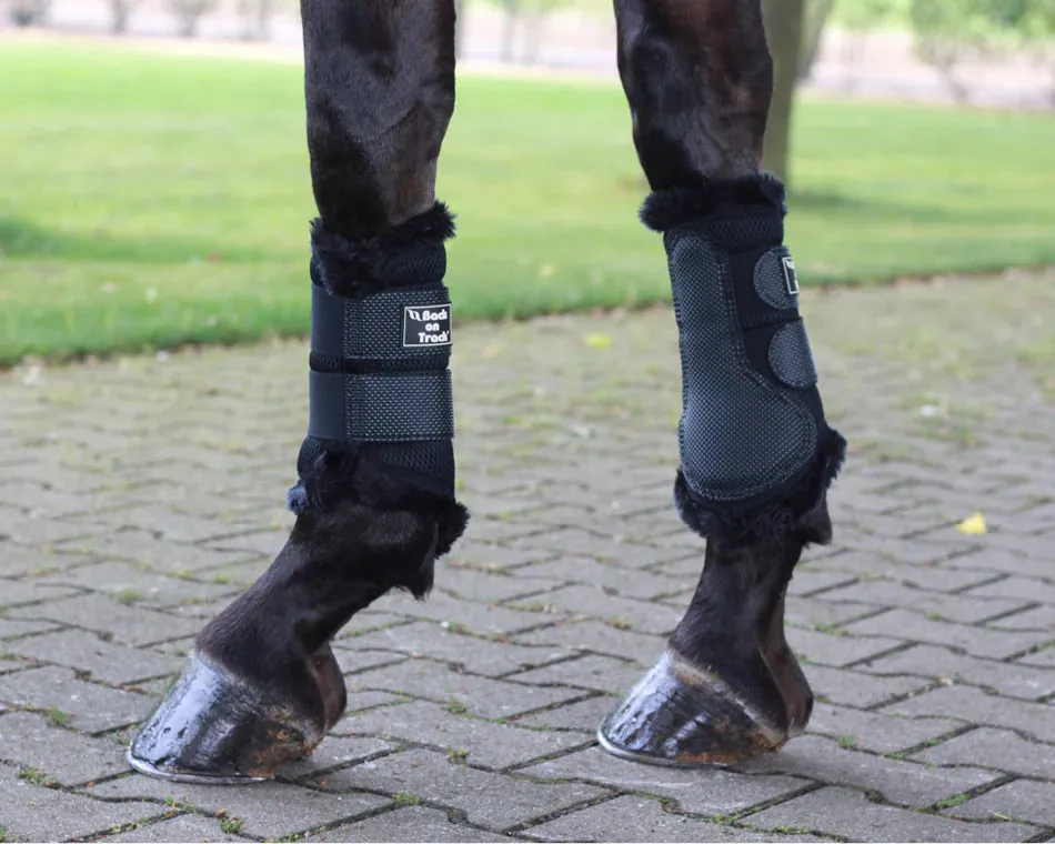 BACK ON TRACK SPLINT BOOTS 3D MESH W/FUR - BLACK