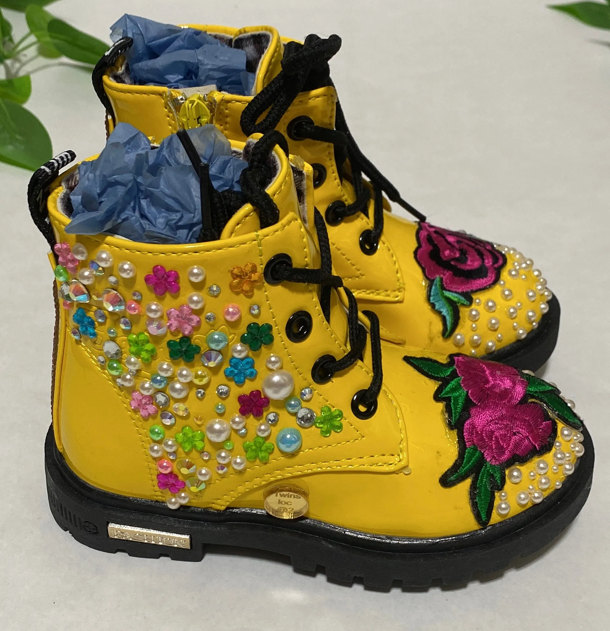 PINK FLOWERED YELLOW GIRLS' BOOTS